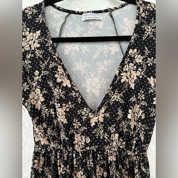 Urban Outfitters Julia Tiered Frock Mini Dress XS Super Soft Floral - Picture 8 of 12
